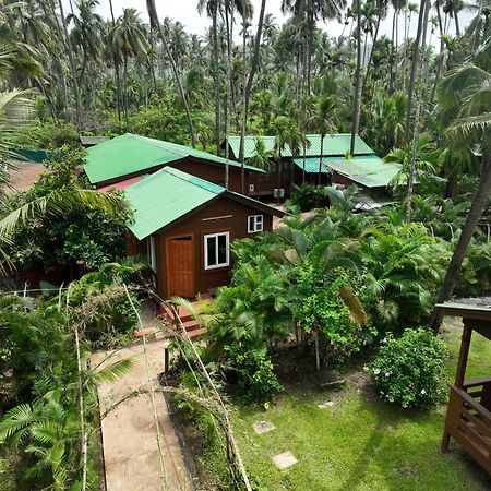 Tranquil Beach Resort Harihareshwar Екстер'єр фото