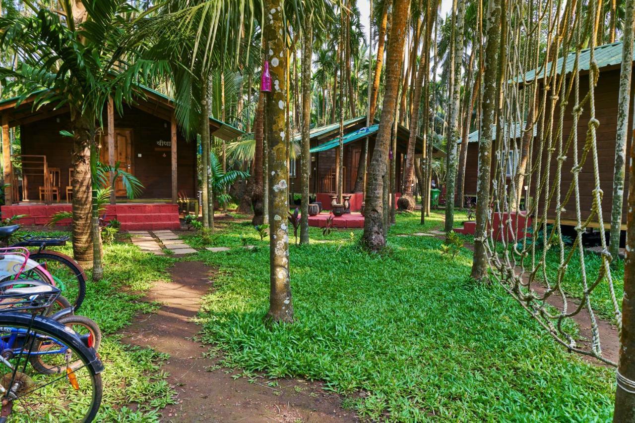 Tranquil Beach Resort Harihareshwar Екстер'єр фото