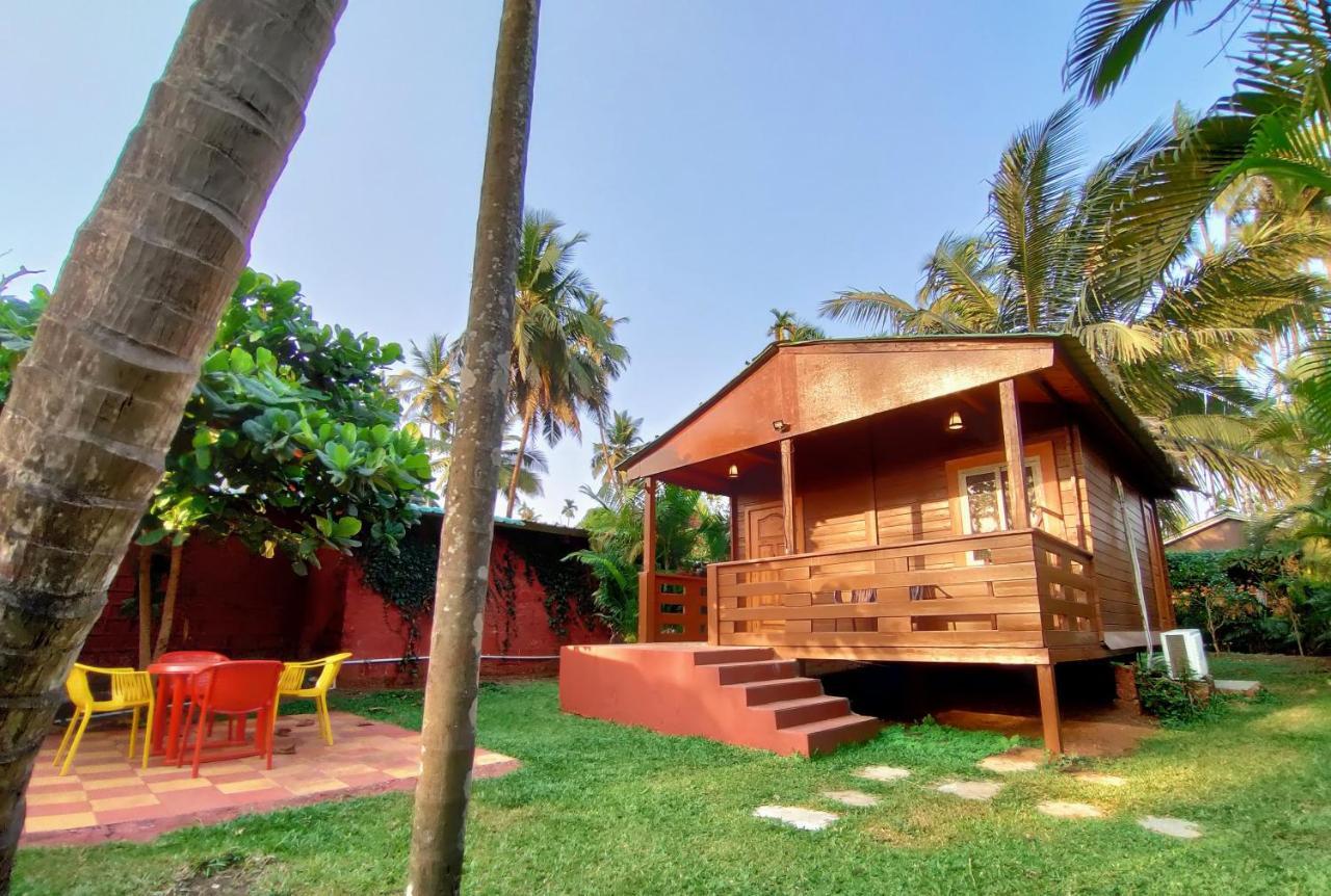 Tranquil Beach Resort Harihareshwar Екстер'єр фото