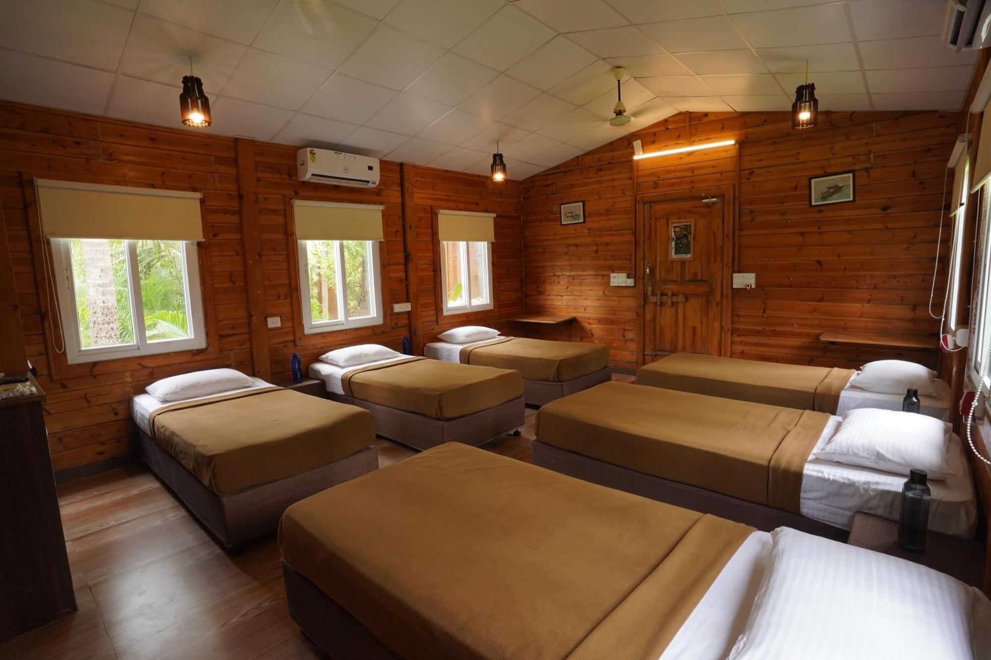 Tranquil Beach Resort Harihareshwar Екстер'єр фото