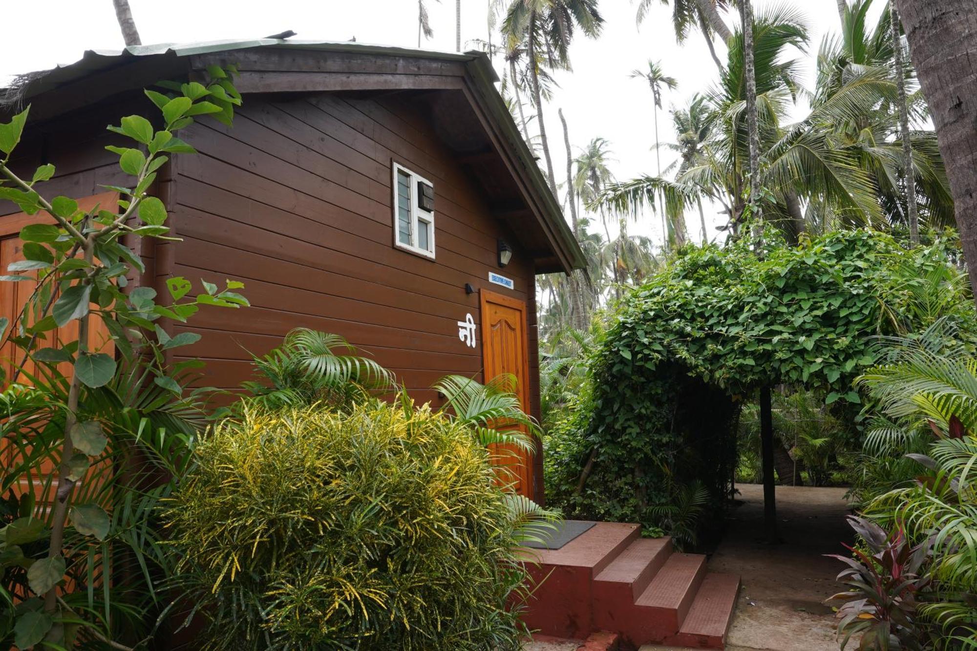 Tranquil Beach Resort Harihareshwar Екстер'єр фото