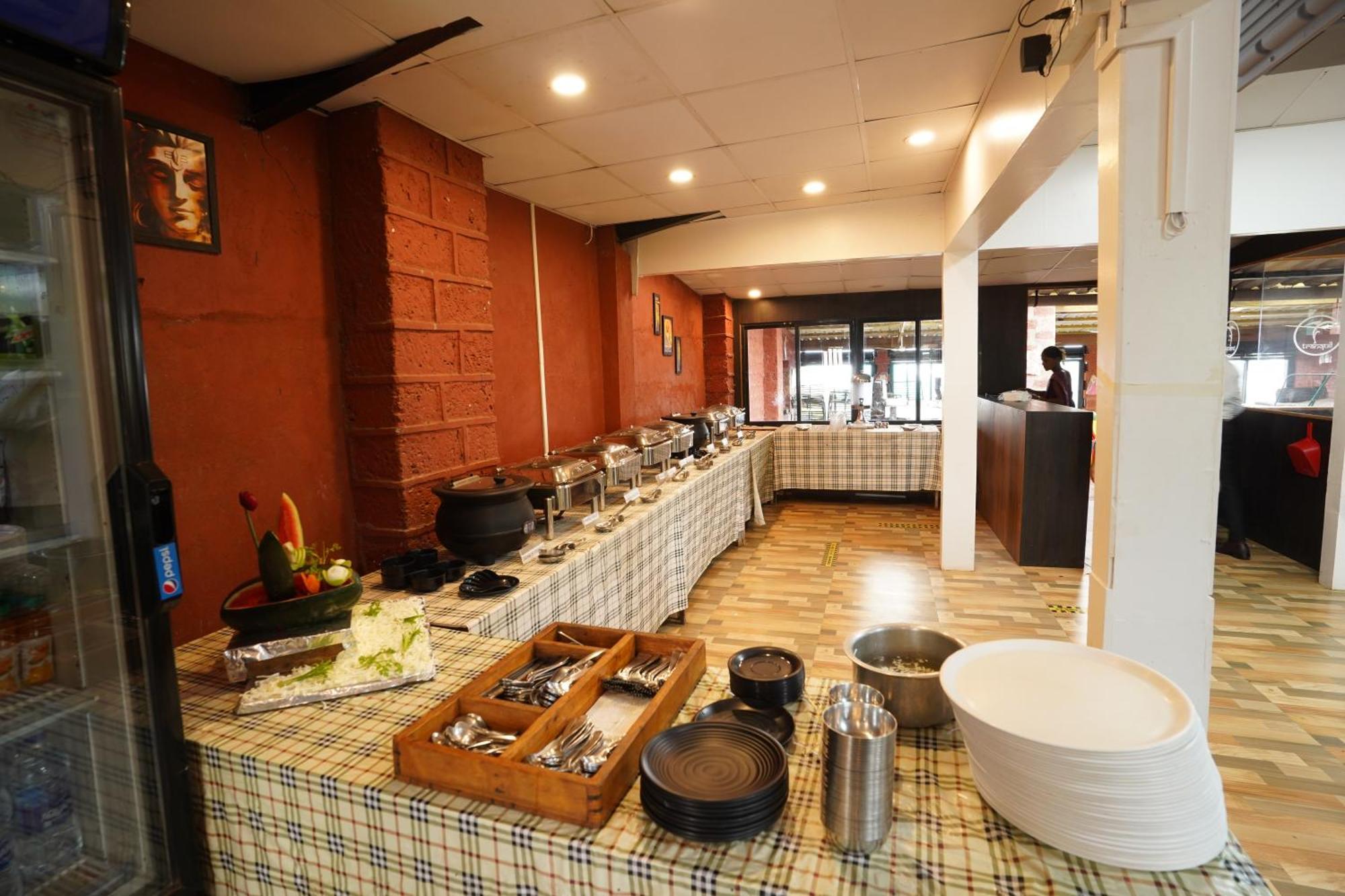 Tranquil Beach Resort Harihareshwar Екстер'єр фото